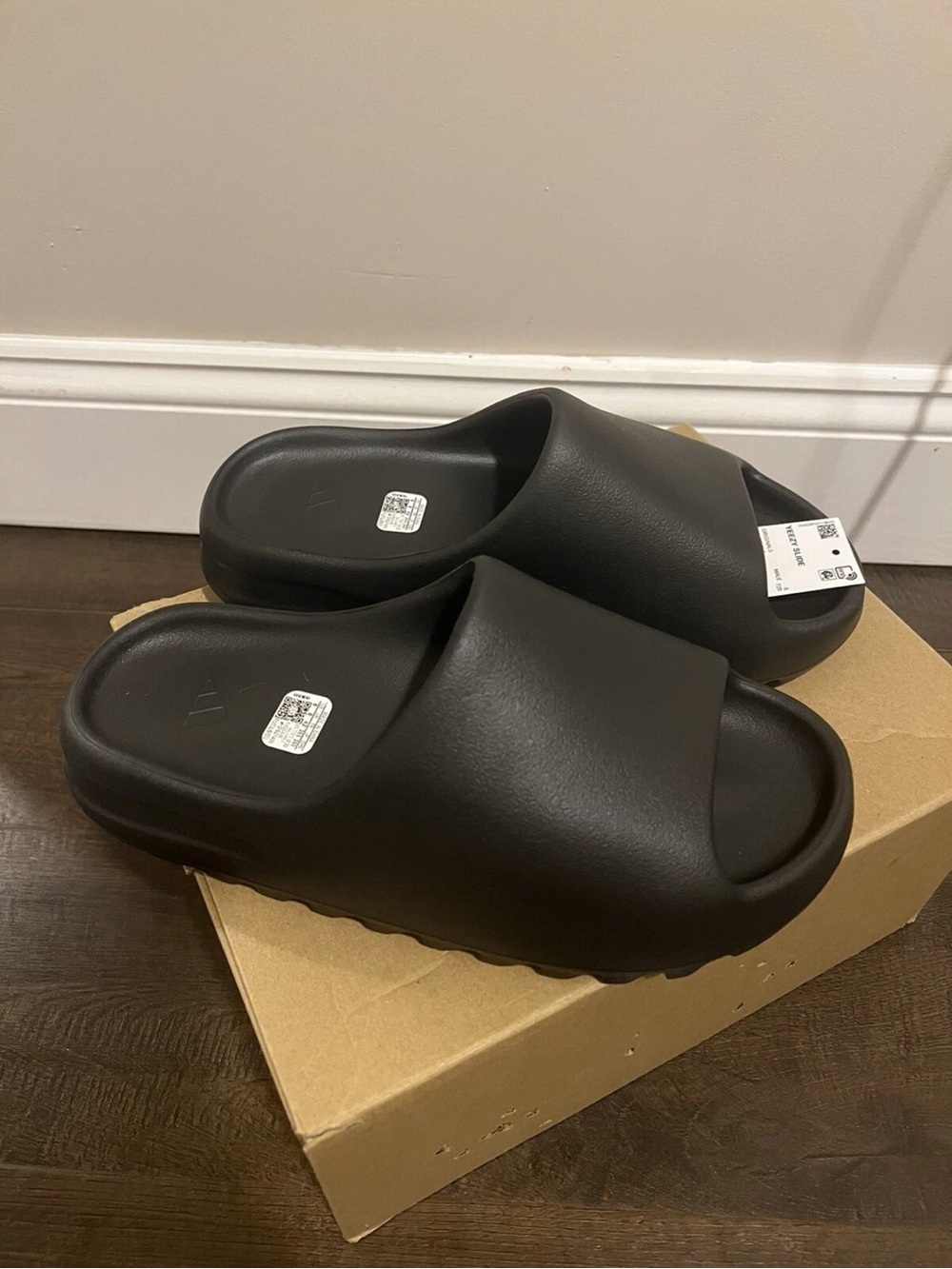 Adidas Yeezy Slides - Onyx